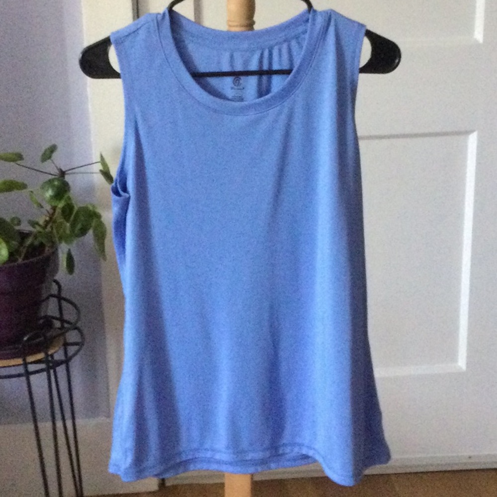Champion sleeveless blouse